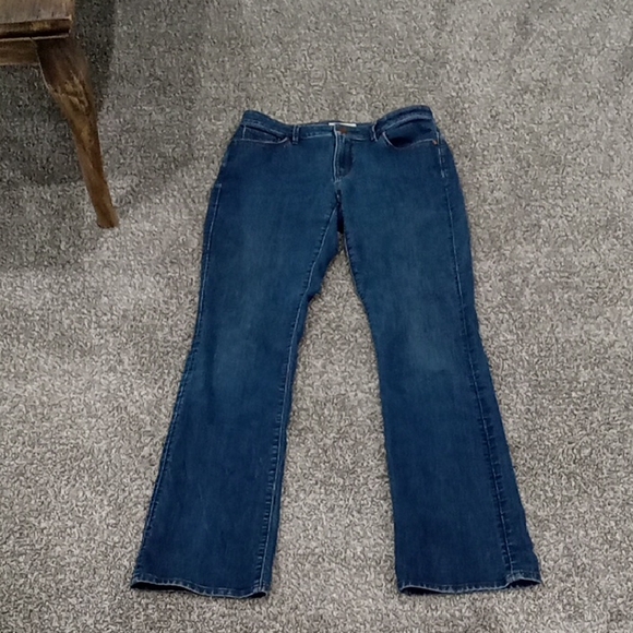 Loft Curvy boot 5 Pocket Midrise Blue Jeans Size 29/8 - Picture 1 of 2